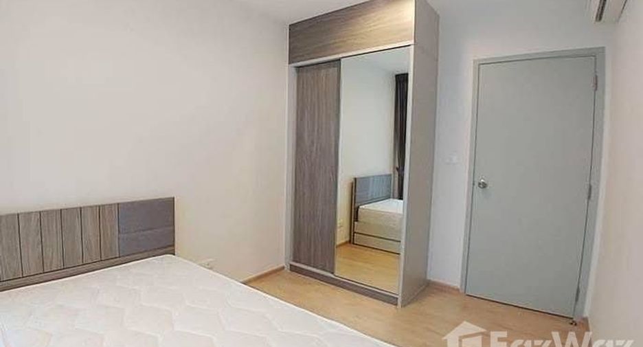 For rent 2 bedrooms condo in Thon Buri, Bangkok