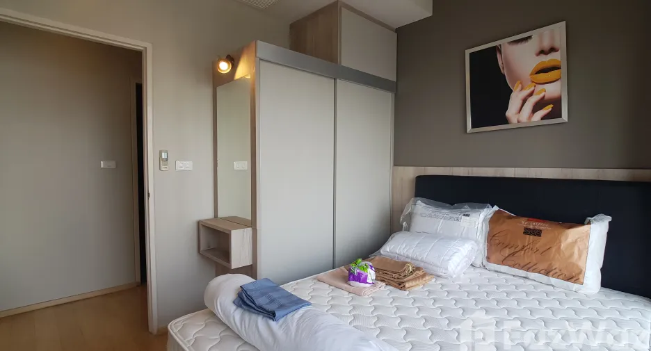 For rent 2 bedrooms condo in Phaya Thai, Bangkok