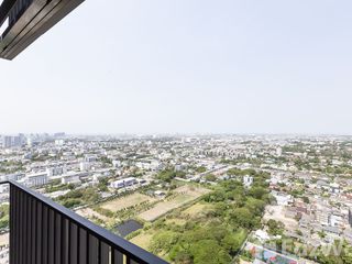 For rent 2 bedrooms condo in Phra Khanong, Bangkok