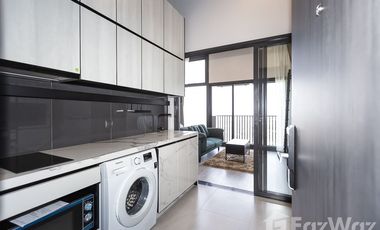 Wohnung zur Miete mit 2 Zimmer in Phra Khanong, Bangkok