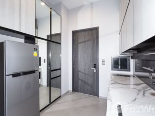 For rent 2 bedrooms condo in Phra Khanong, Bangkok