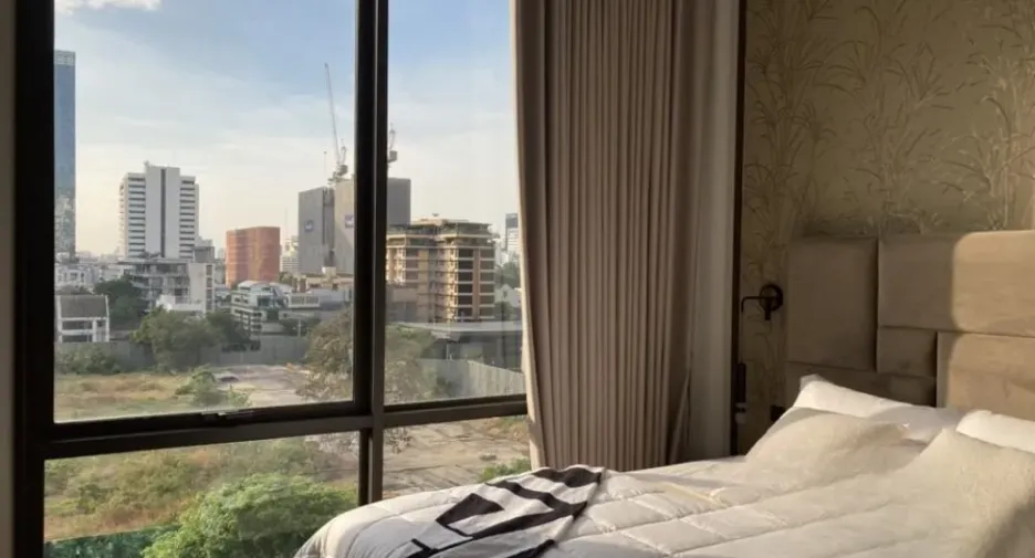Wohnung zur Miete mit 3 Zimmer in Pathum Wan, Bangkok