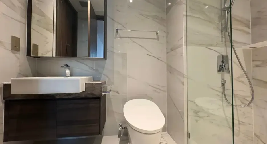 For rent 1 bed condo in Sathon, Bangkok