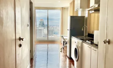 Wohnung zur Miete mit Studio in Sathon, Bangkok