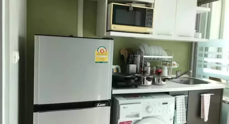 Wohnung zur Miete mit 2 Zimmer in Phra Khanong, Bangkok
