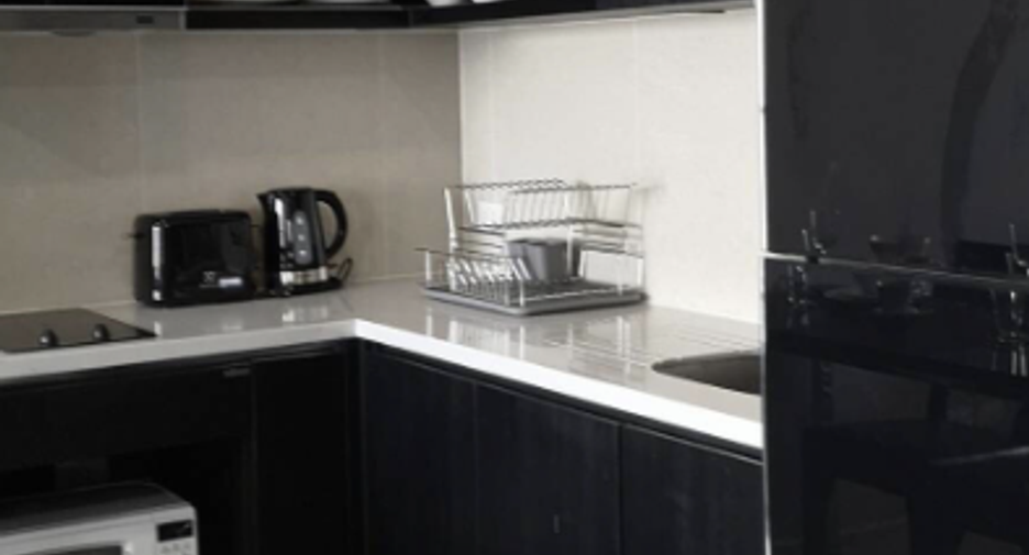 For rent 1 Beds condo in Khlong Toei, Bangkok
