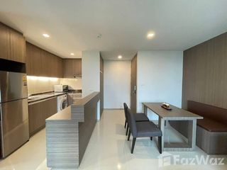 À louer 2 chambres condo à Watthana, Bangkok