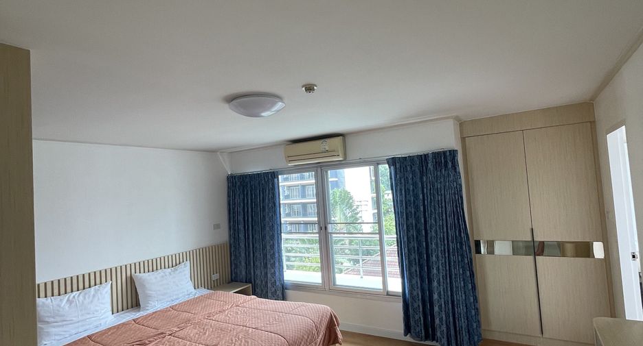 For rent 2 bedrooms apartment in Khlong Toei, Bangkok