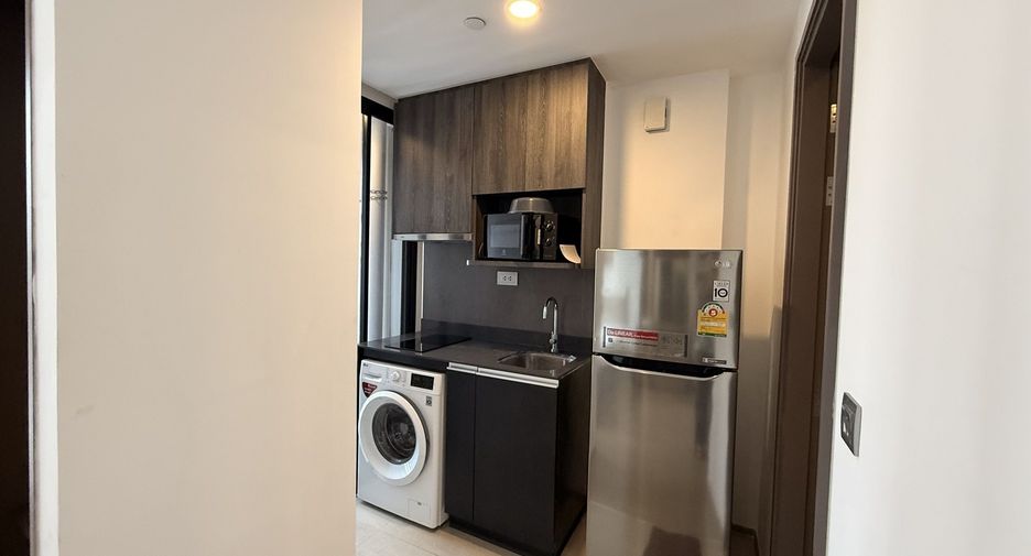 For rent studio condo in Bang Rak, Bangkok