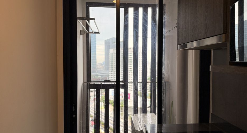 For rent studio condo in Bang Rak, Bangkok