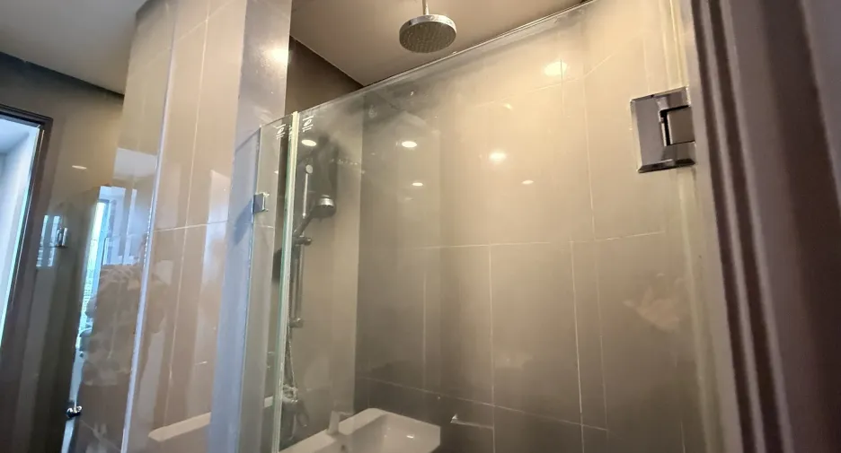 For rent studio condo in Bang Rak, Bangkok