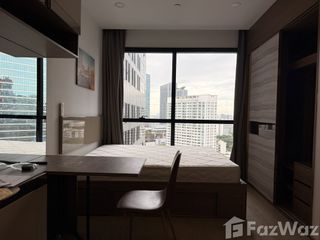 Wohnung zur Miete mit Studio in Bang Rak, Bangkok