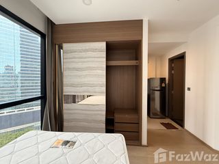 À louer studio condo à Bang Rak, Bangkok