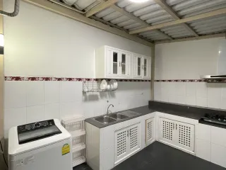 For rent 3 bedrooms townhouse in Lat Phrao, Bangkok