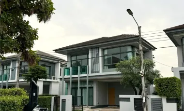 For rent 3 bedrooms house in Bang Kapi, Bangkok