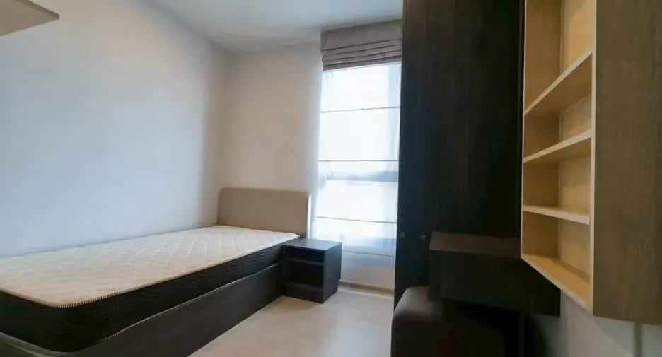 For rent 2 bedrooms condo in Bang Na, Bangkok