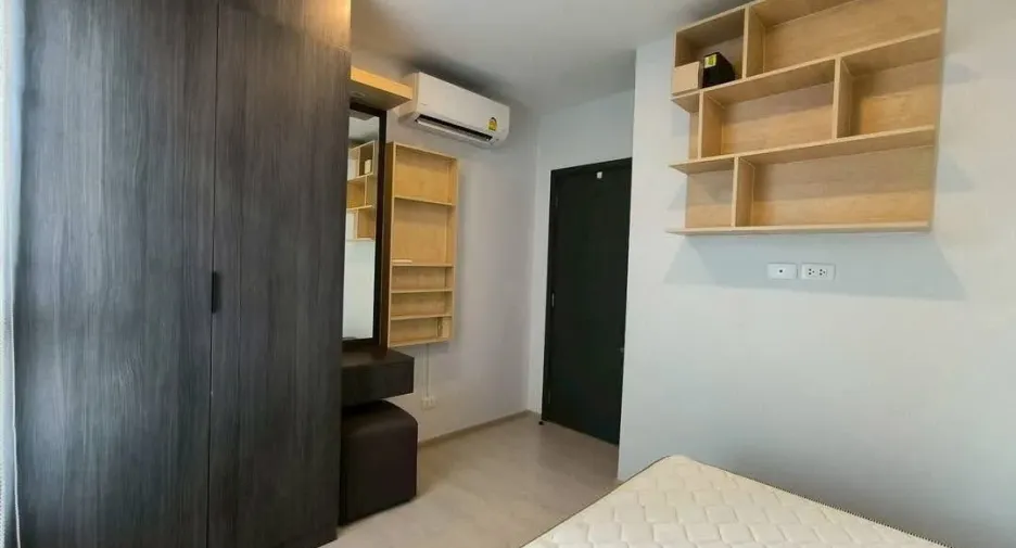 For rent 2 bedrooms condo in Bang Na, Bangkok