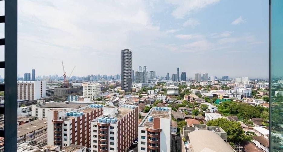 For rent 1 bed condo in Phra Khanong, Bangkok