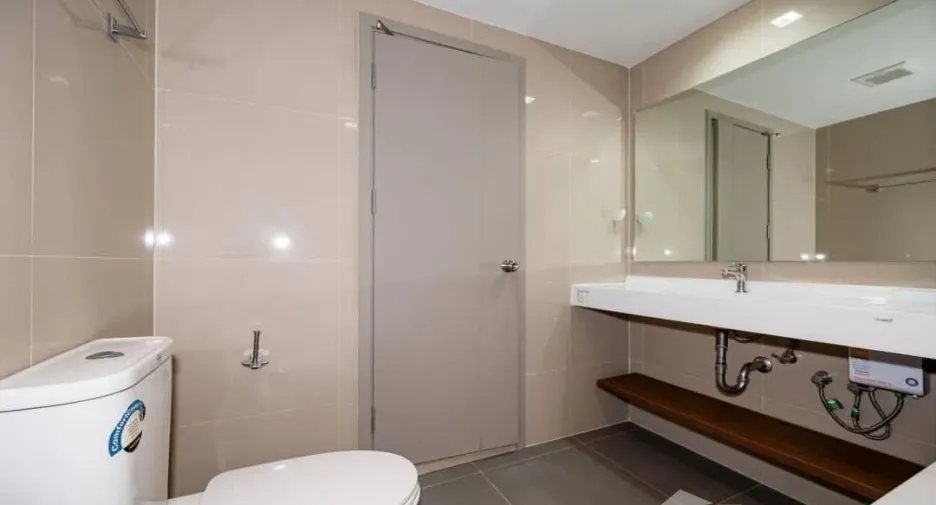 For rent 1 bed condo in Phra Khanong, Bangkok