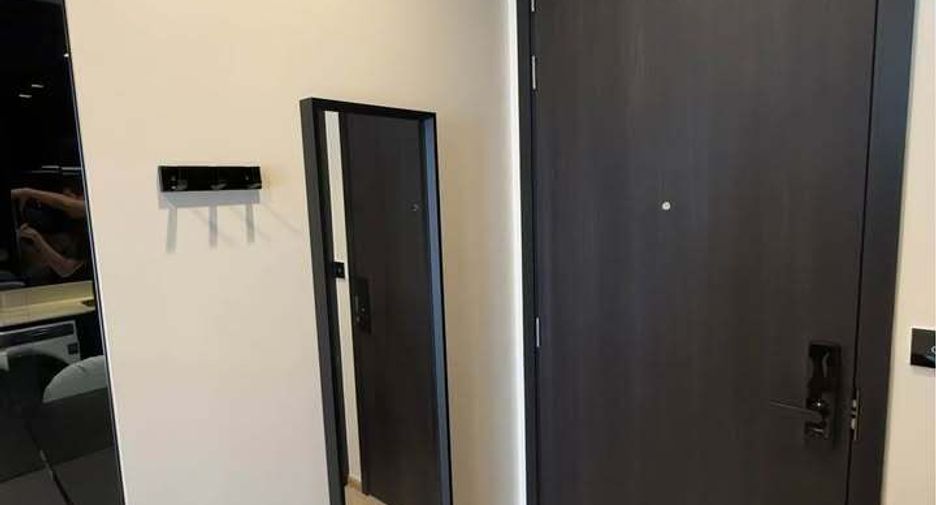 For rent studio condo in Phaya Thai, Bangkok