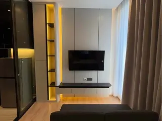 For rent studio condo in Phaya Thai, Bangkok