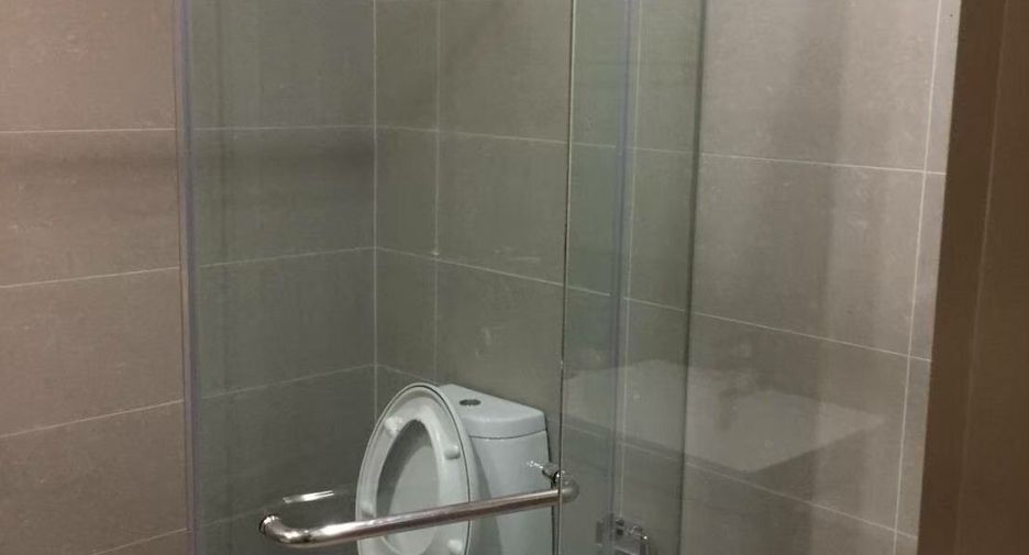 Wohnung zur Miete mit 1 Zimmer in Pathum Wan, Bangkok