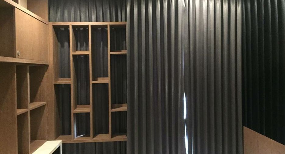 Wohnung zur Miete mit 1 Zimmer in Pathum Wan, Bangkok