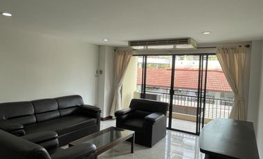 For rent 2 bedrooms apartment in Khlong Toei, Bangkok