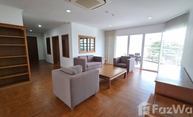 For rent 3 bedrooms condo in Sathon, Bangkok