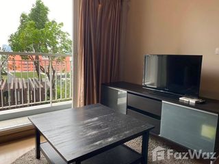For rent 2 bedrooms condo in Thon Buri, Bangkok
