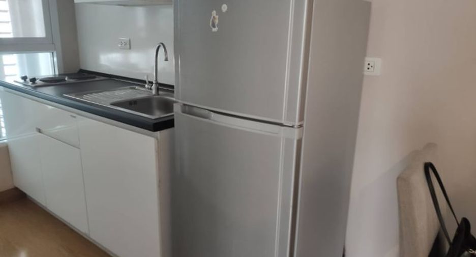 For rent 2 bedrooms condo in Thon Buri, Bangkok