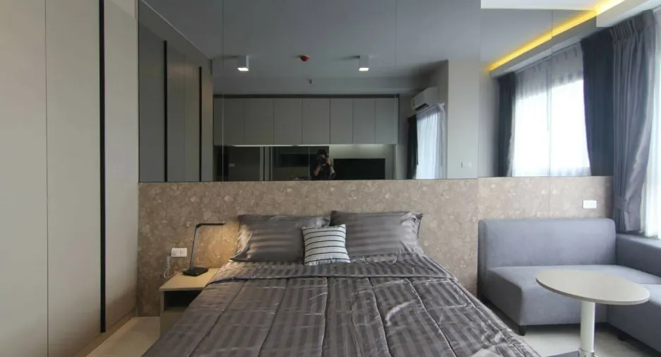For rent studio condo in Phra Khanong, Bangkok