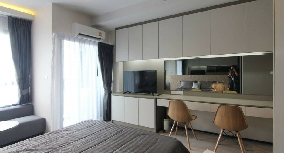 For rent studio condo in Phra Khanong, Bangkok