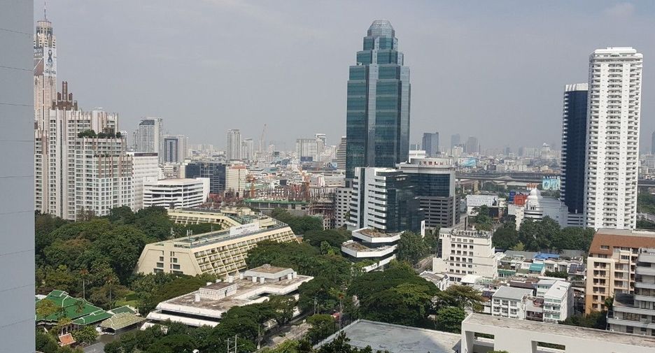 For rent 1 bed condo in Pathum Wan, Bangkok