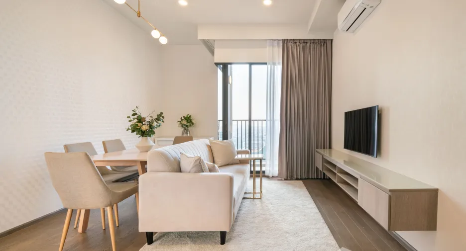 For rent 2 bedrooms condo in Ratchathewi, Bangkok