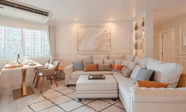 For rent 2 bedrooms condo in Yan Nawa, Bangkok