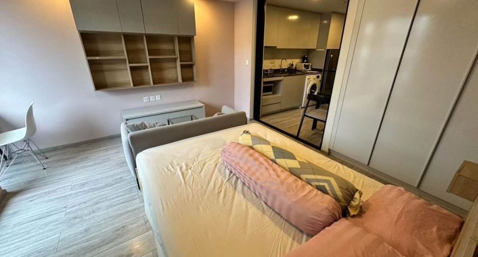 For rent 1 bed condo in Pathum Wan, Bangkok