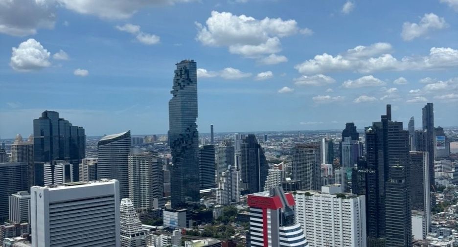 Wohnung zur Miete mit 1 Zimmer in Bang Rak, Bangkok