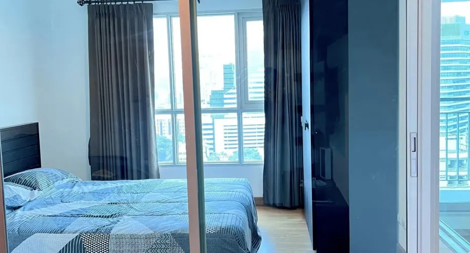 For rent 1 bed condo in Khlong Toei, Bangkok