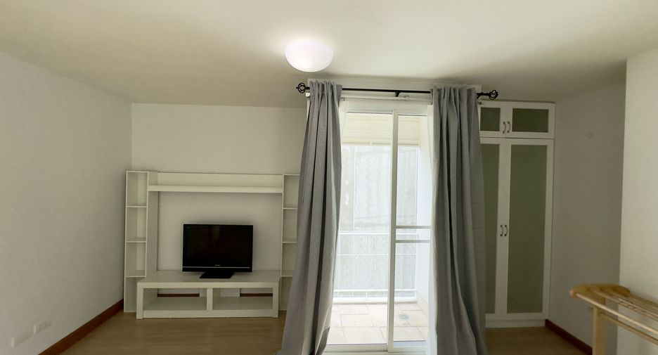 For rent 2 ベッドルーム apartment in Watthana, Bangkok