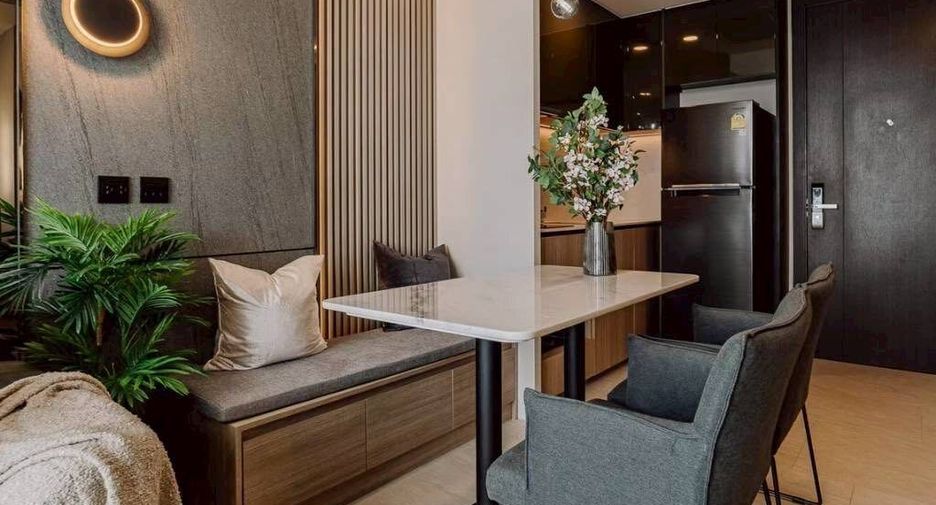For rent 1 bed condo in Pathum Wan, Bangkok
