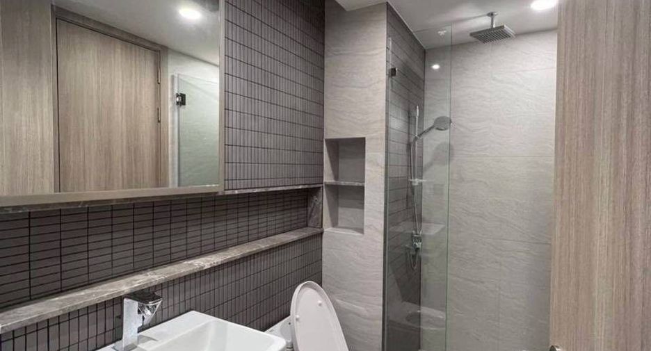 For rent 1 bed condo in Pathum Wan, Bangkok