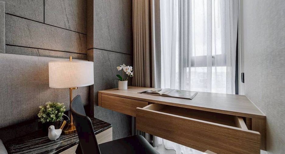 For rent 1 bed condo in Pathum Wan, Bangkok