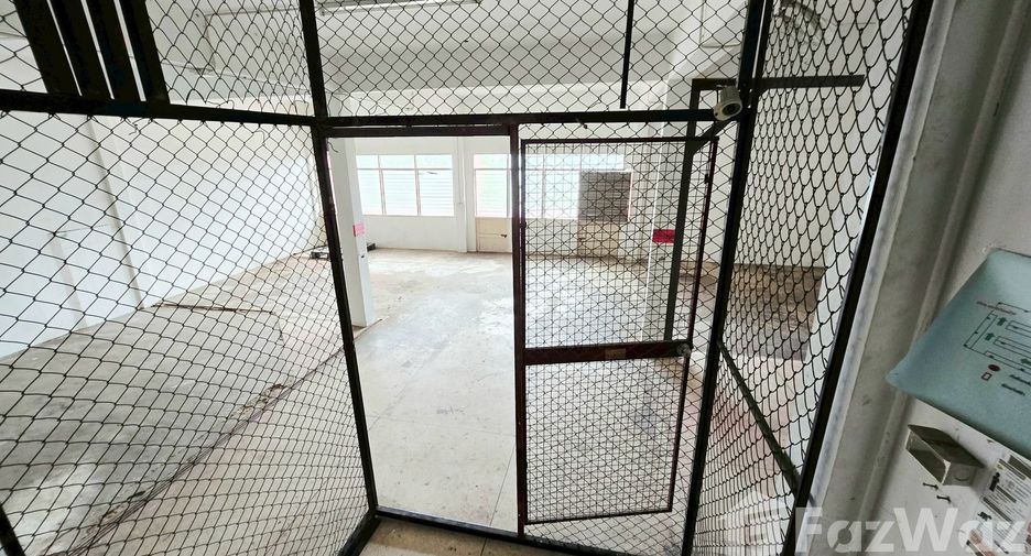For rent retail Space in Prawet, Bangkok