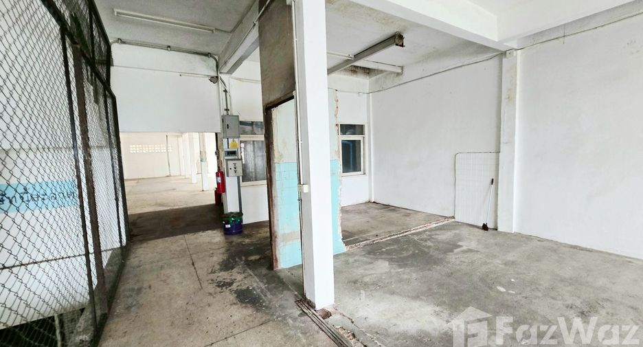 For rent retail Space in Prawet, Bangkok