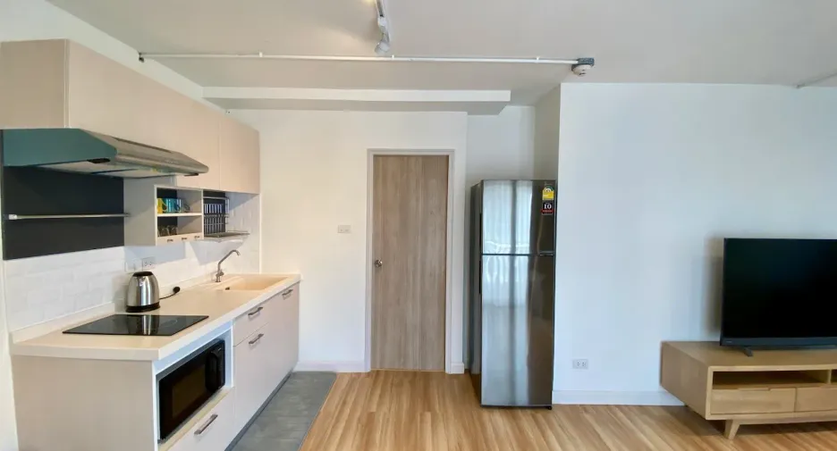 For rent 1 bed condo in Khlong Toei, Bangkok