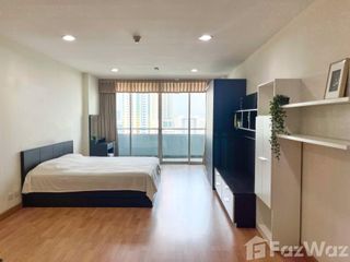 À louer studio condo à Pathum Wan, Bangkok