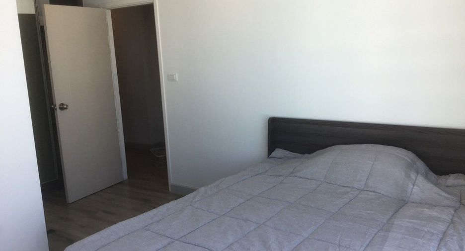 For rent 2 bedrooms condo in Sathon, Bangkok