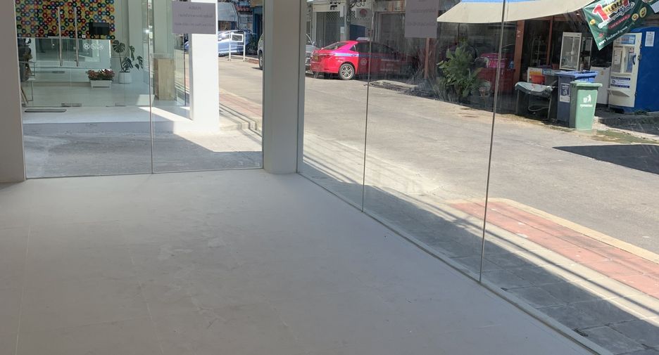 For rent office in Pathum Wan, Bangkok