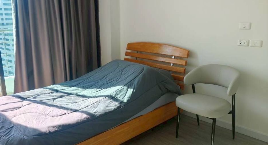 For rent 2 bedrooms condo in Bang Kho Laem, Bangkok